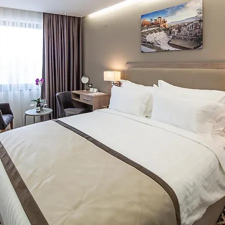 Hotel Western Premier Hills 4*
