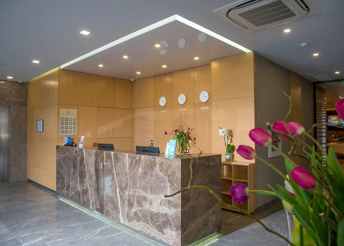 Ξενοδοχείο Western Premier Hills