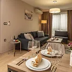 מלון Western Premier Hills
