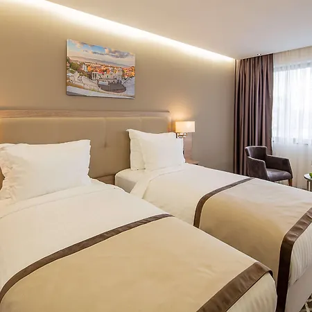 Western Premier Hills Hotel