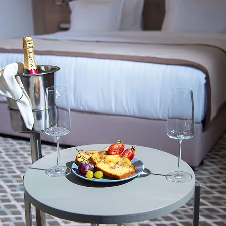 Western Premier Hills Hotel 4*