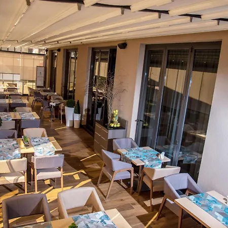 Hotell Western Premier Hills