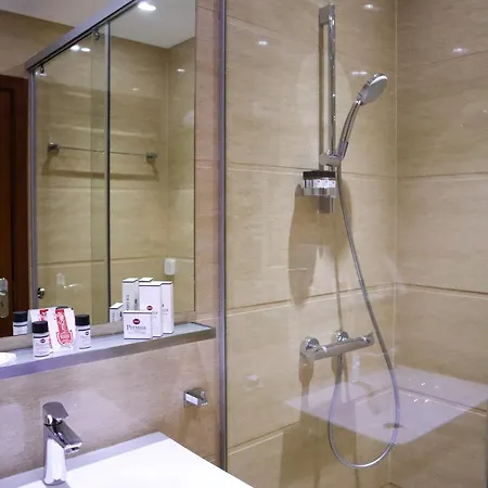 Western Premier Hills Hotell