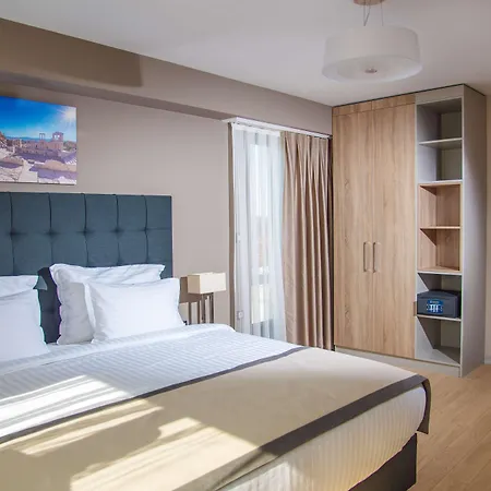 Western Premier Hills 4*