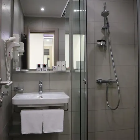 Western Premier Hills Hotell