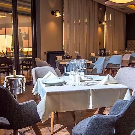 Western Premier Hills Hotel
