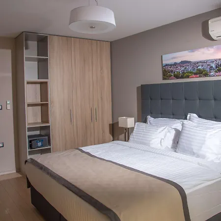 Hotel Western Premier Hills