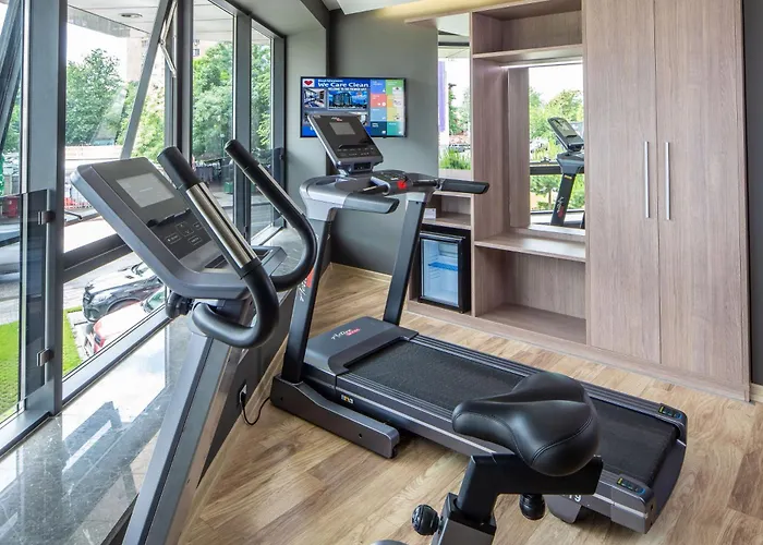 ホテル Western Premier Hills