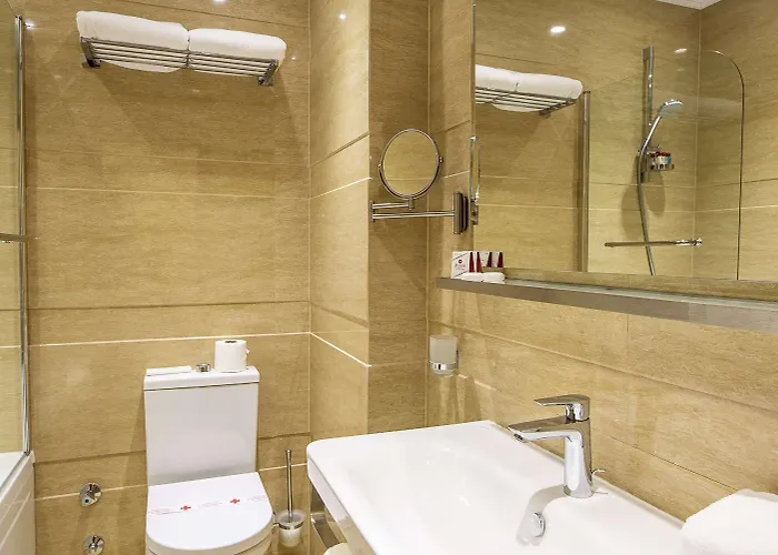 Western Premier Hills 4*